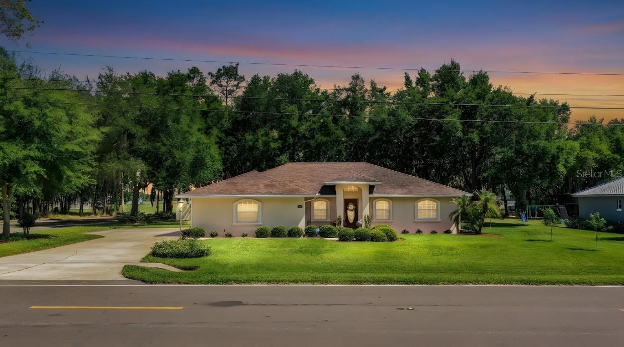 Image 2 of 78 For 303 9th Street Ne