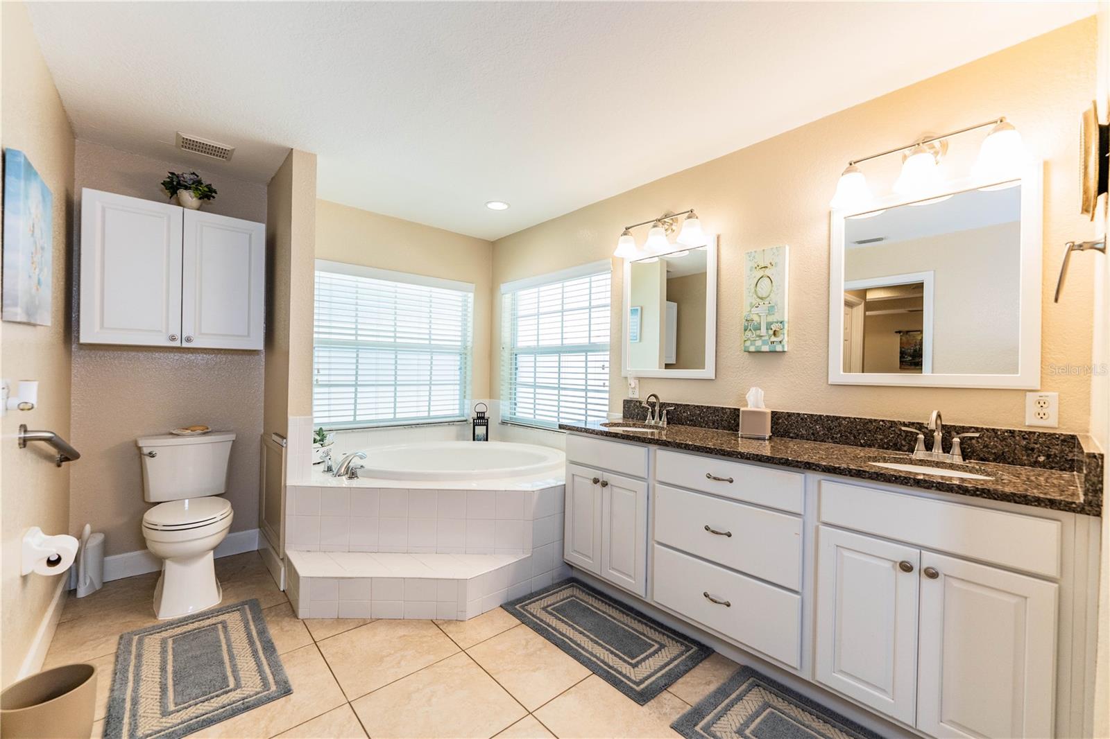 Image 27 of 78 For 303 9th Street Ne