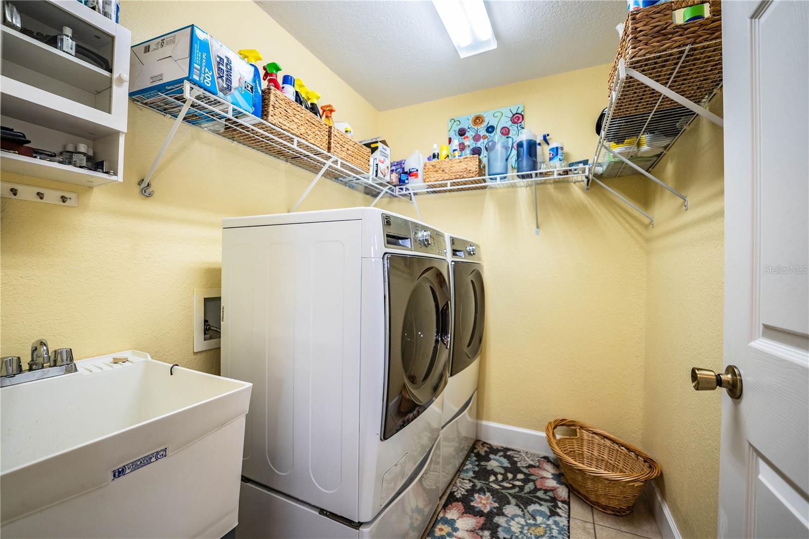 Image 34 of 78 For 303 9th Street Ne