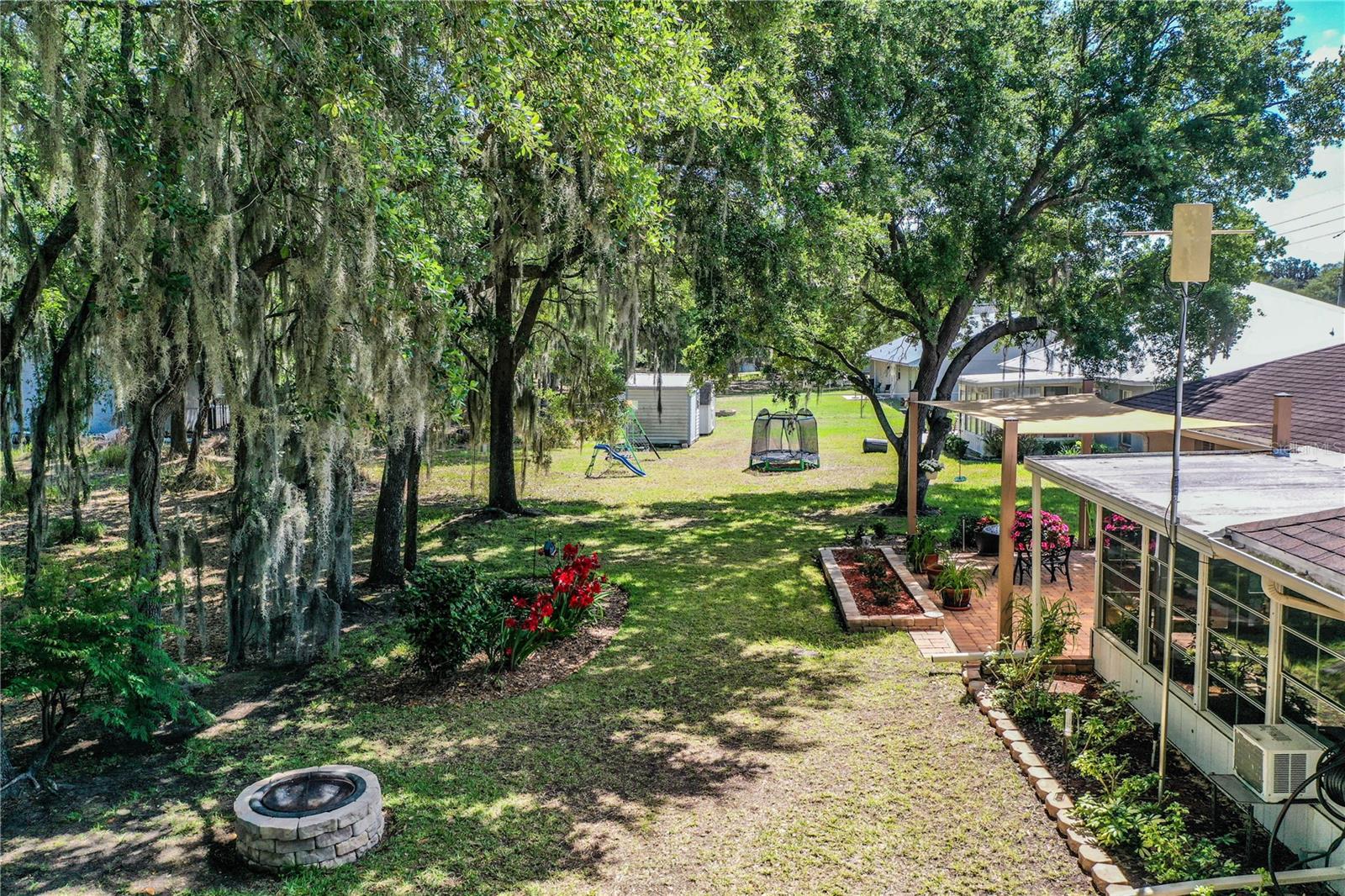 Image 46 of 78 For 303 9th Street Ne