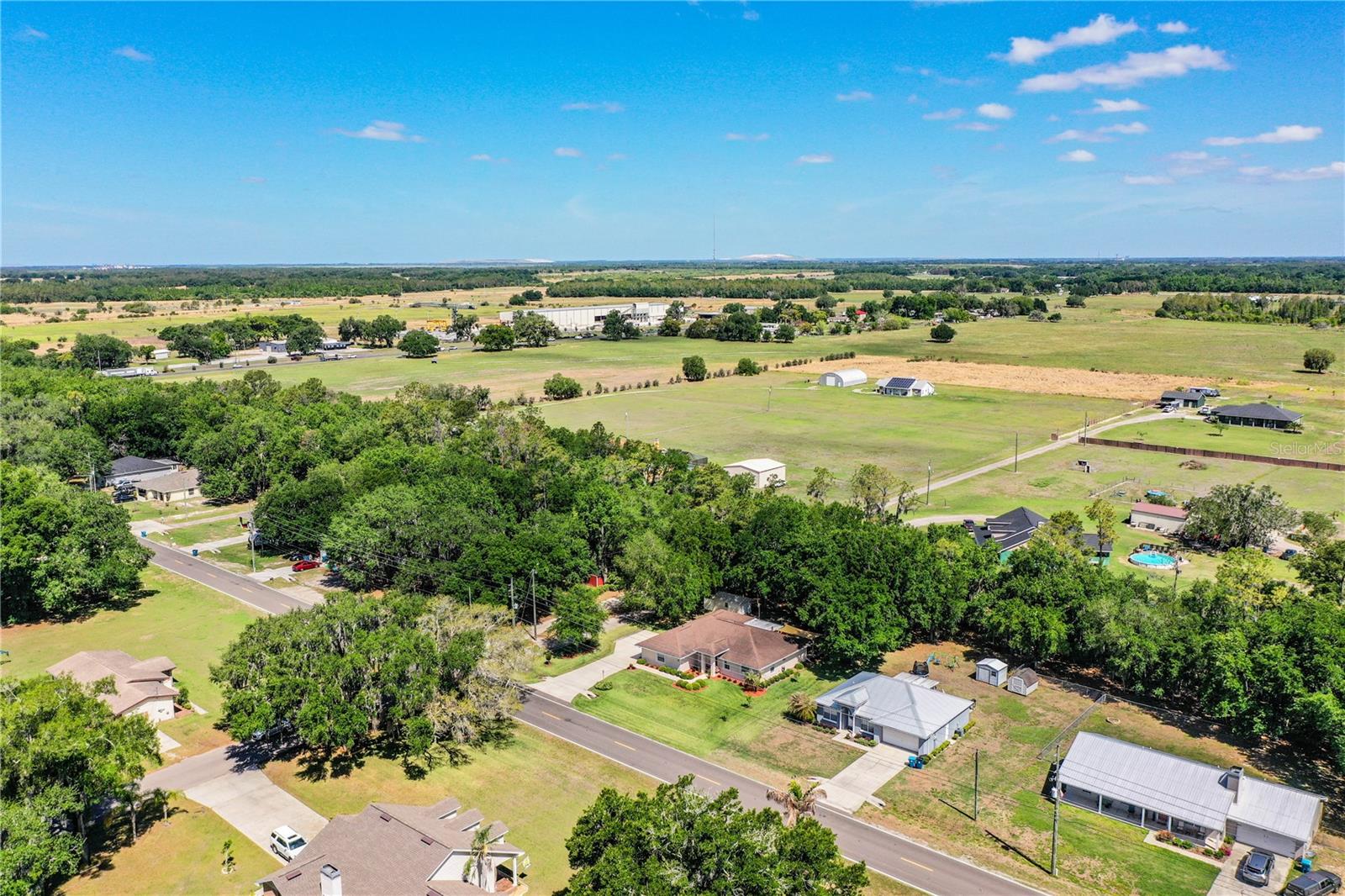 Image 52 of 78 For 303 9th Street Ne