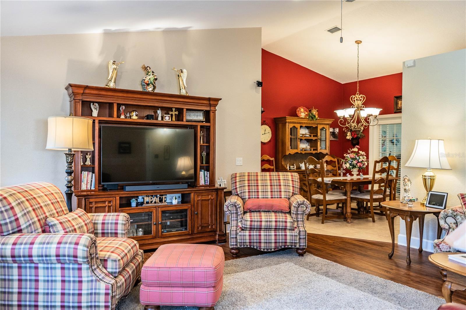 Image 58 of 78 For 303 9th Street Ne