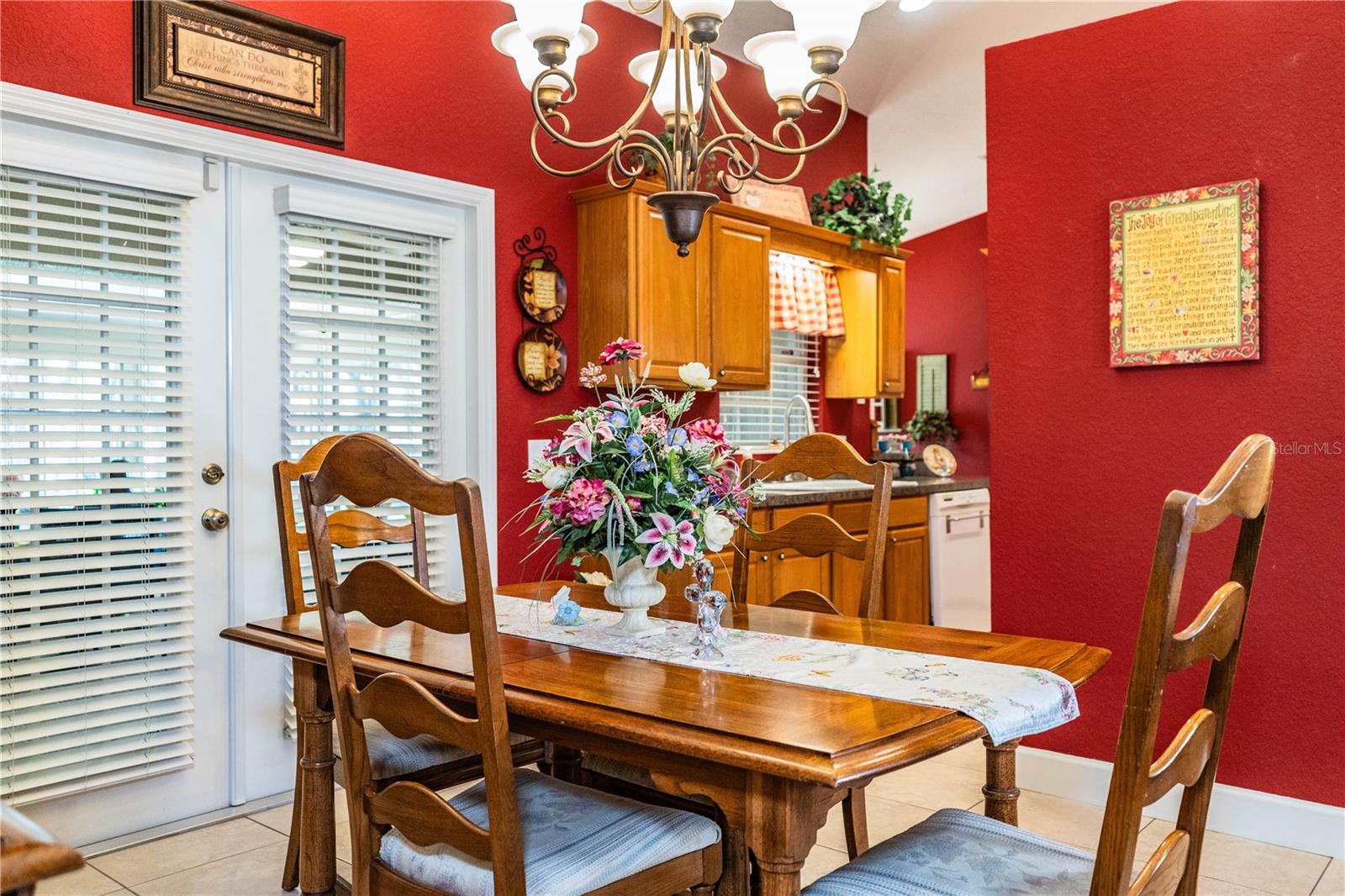 Image 63 of 78 For 303 9th Street Ne