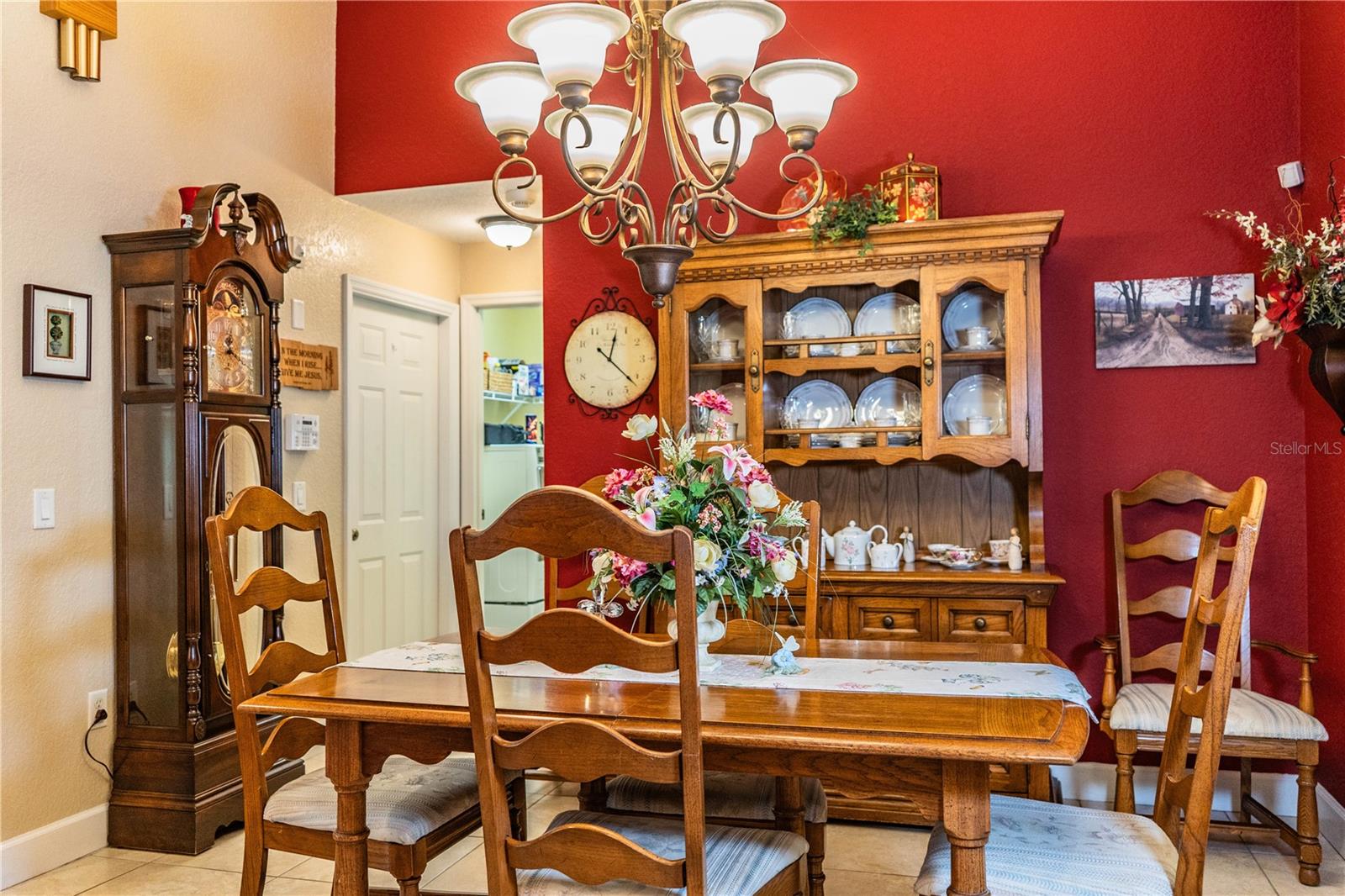 Image 66 of 78 For 303 9th Street Ne