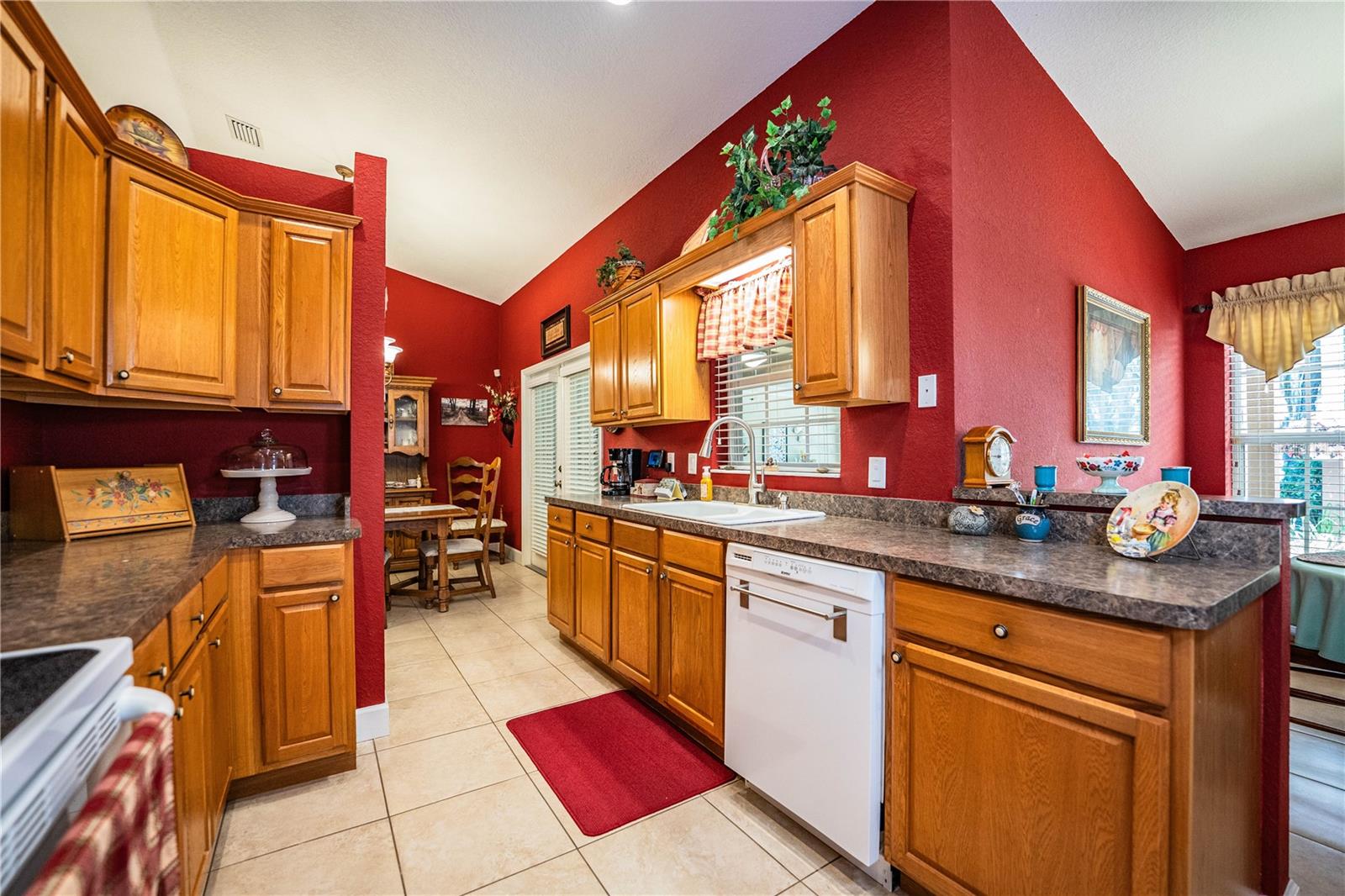 Image 74 of 78 For 303 9th Street Ne