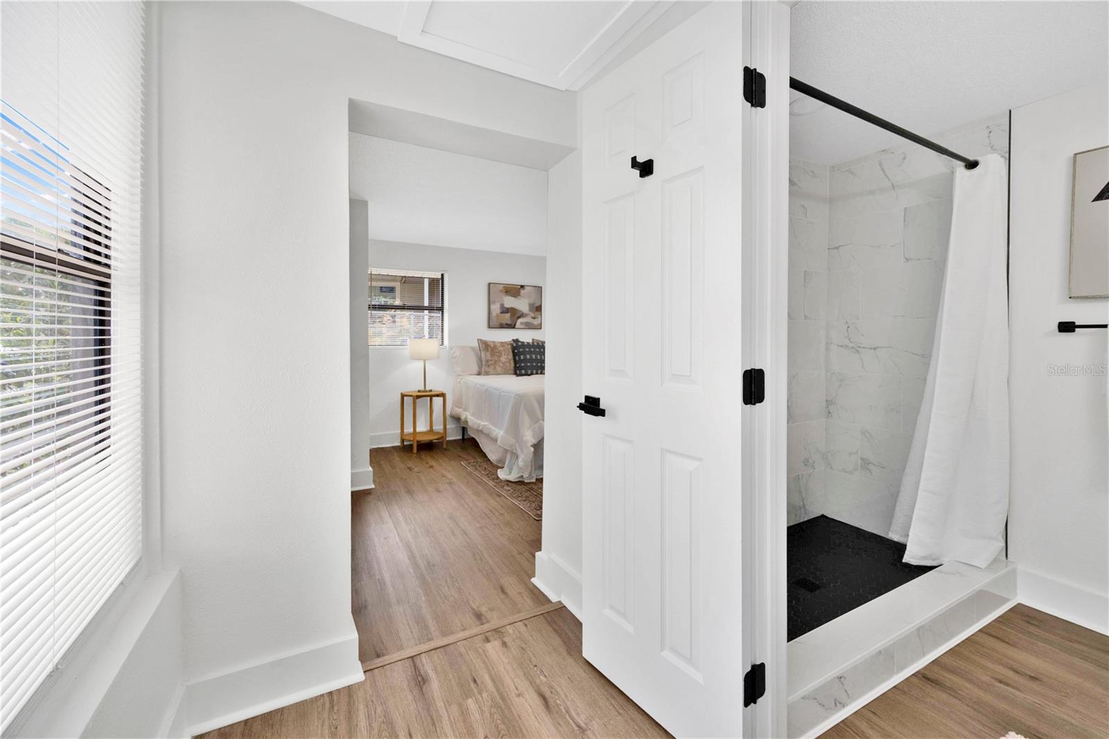 Image 15 of 30 For 1506 Elm Road