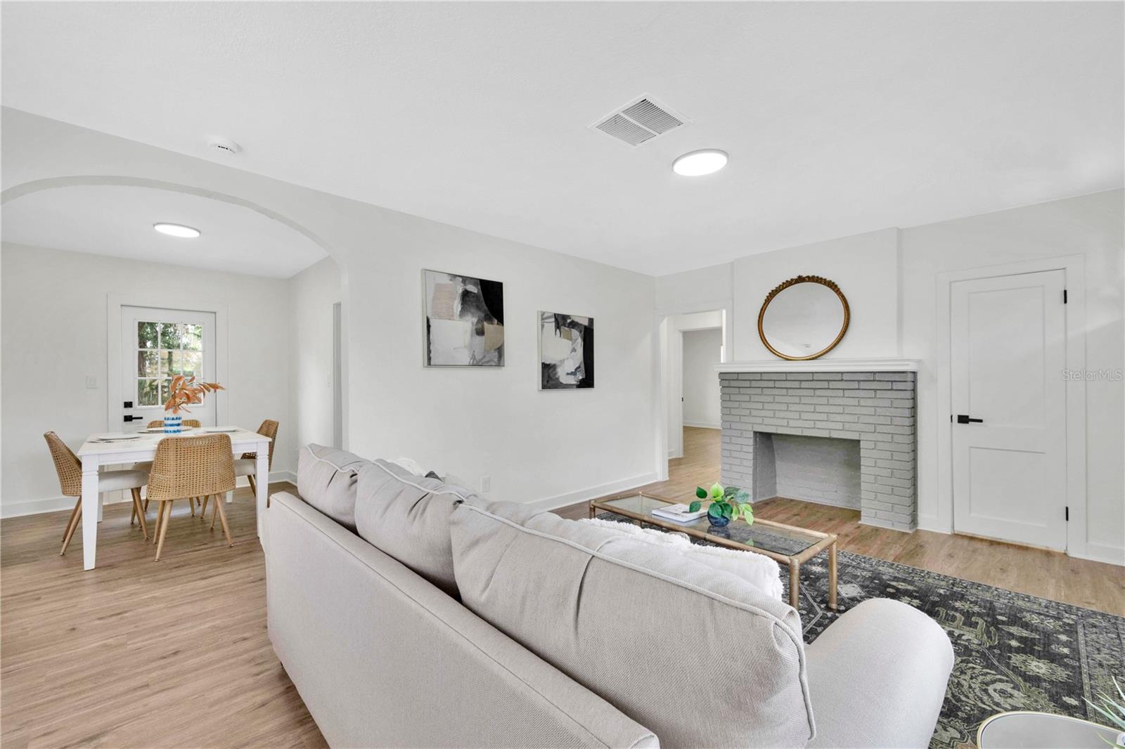 Image 8 of 30 For 1506 Elm Road