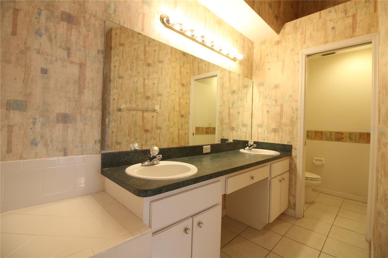 Image 14 of 23 For 2313 Colony Club Drive