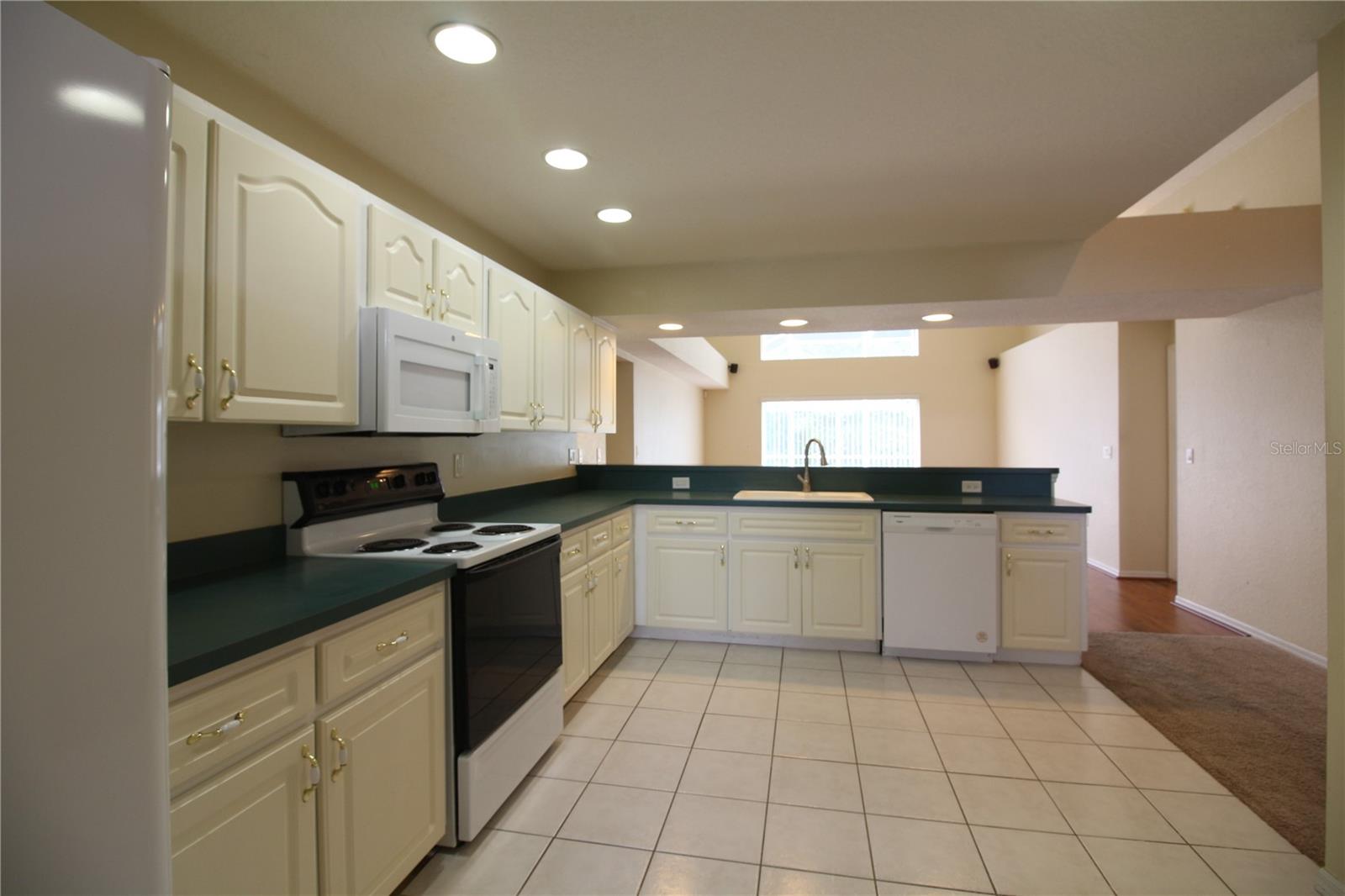 Image 8 of 23 For 2313 Colony Club Drive