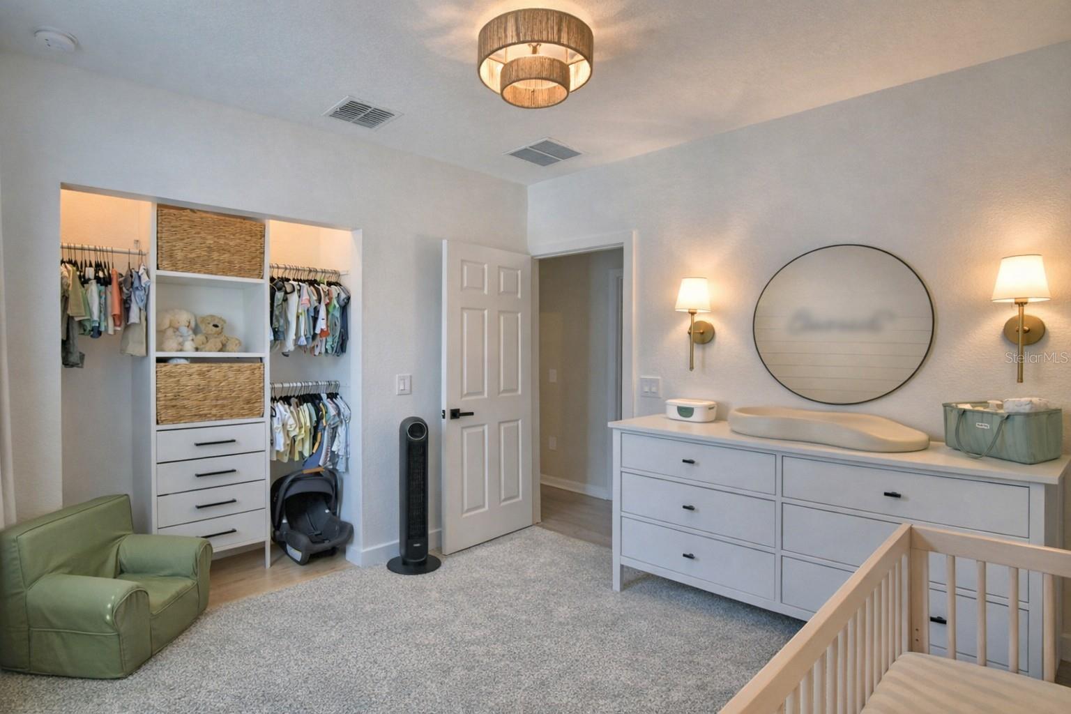 Image 15 of 52 For 3563 Broadwing Boulevard