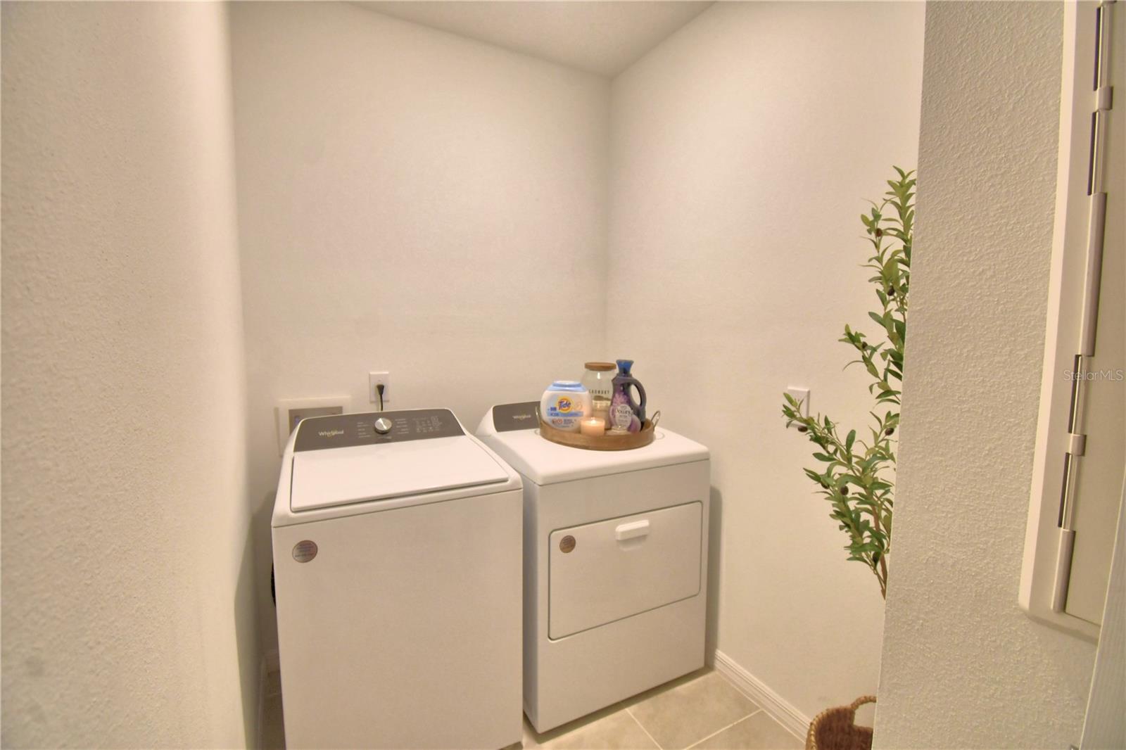 Image 18 of 52 For 3563 Broadwing Boulevard