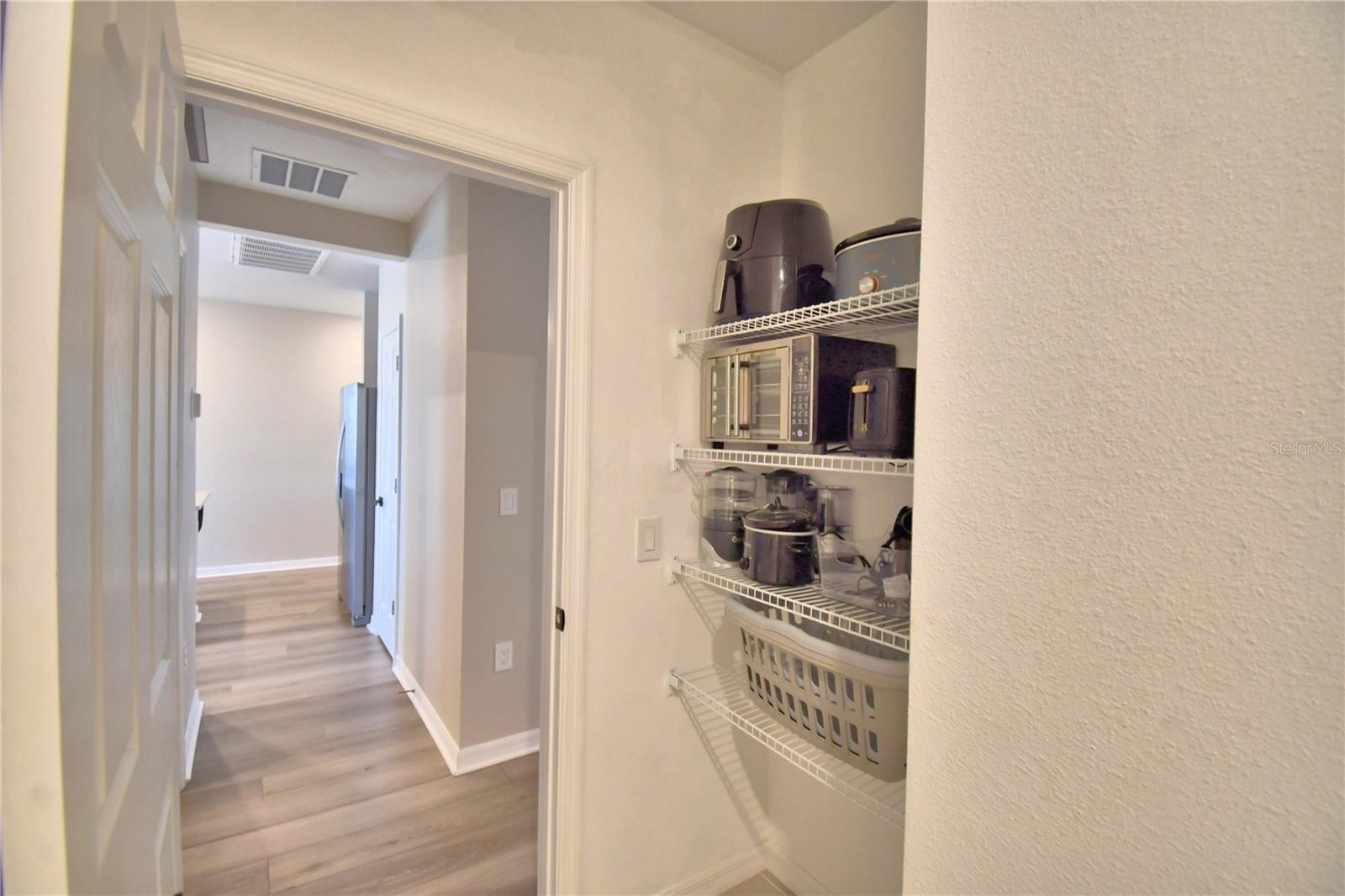 Image 19 of 52 For 3563 Broadwing Boulevard