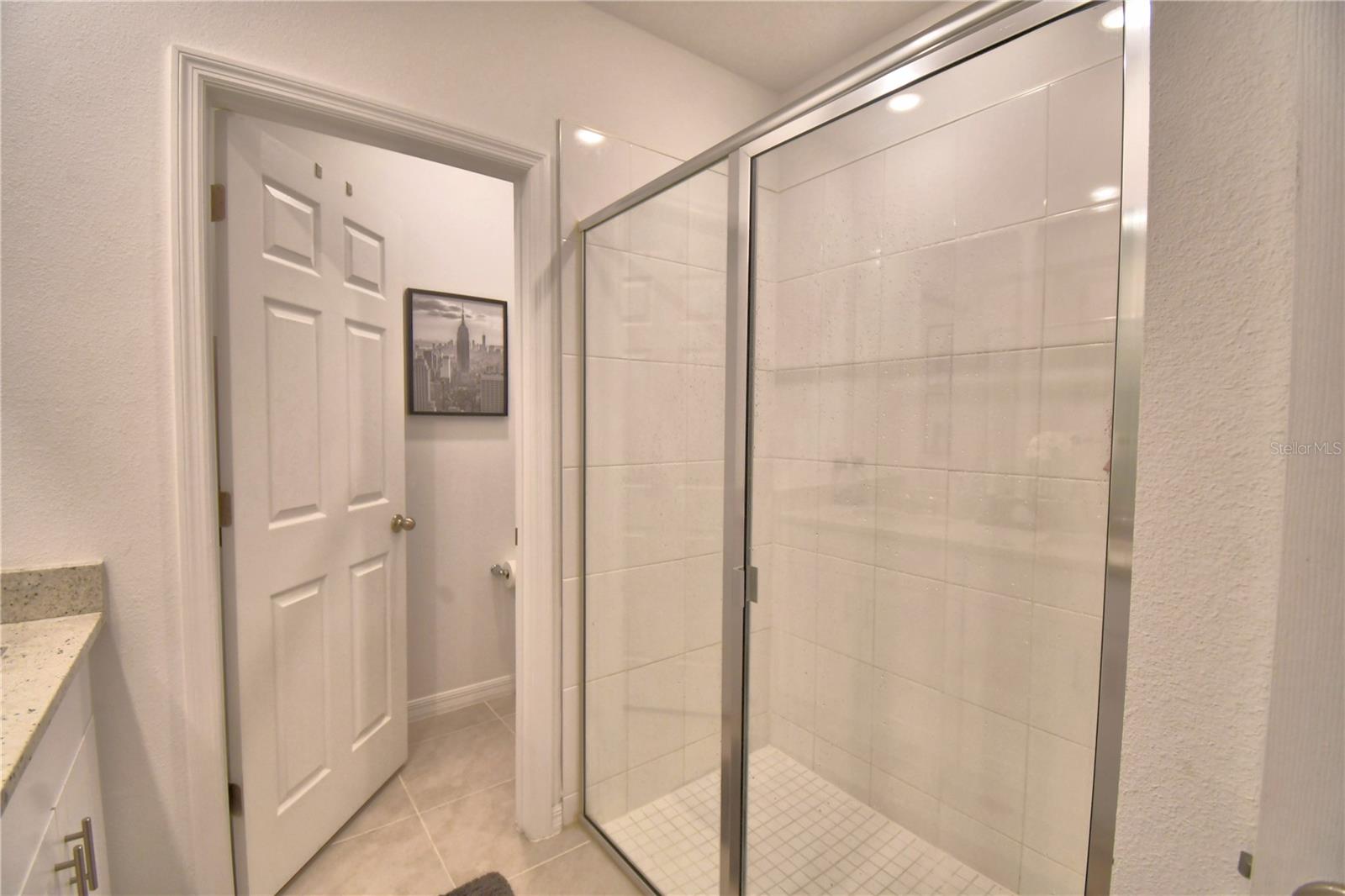 Image 28 of 52 For 3563 Broadwing Boulevard