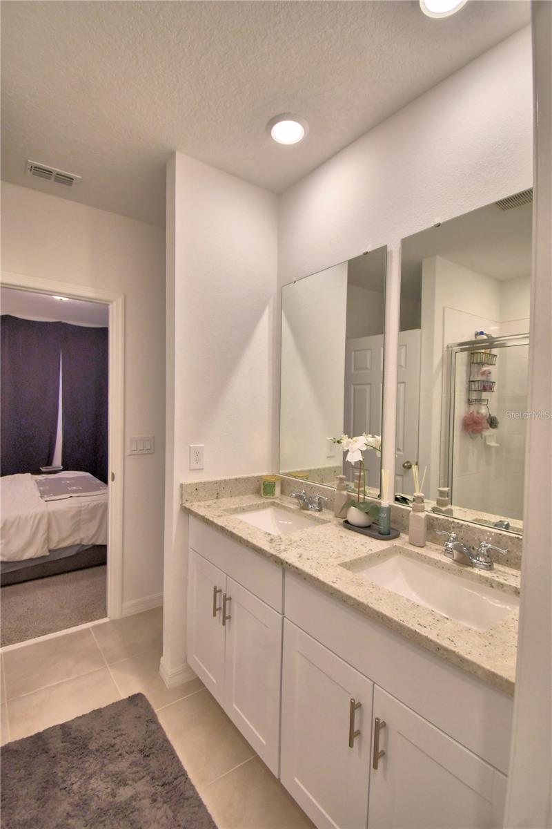 Image 30 of 52 For 3563 Broadwing Boulevard