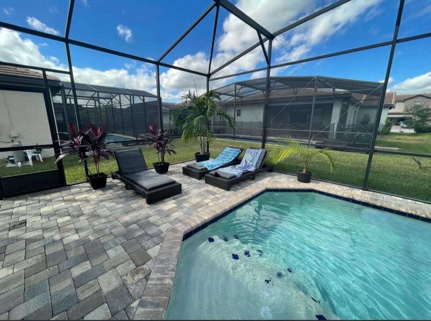 Image 12 of 17 For 187 Brookes Place