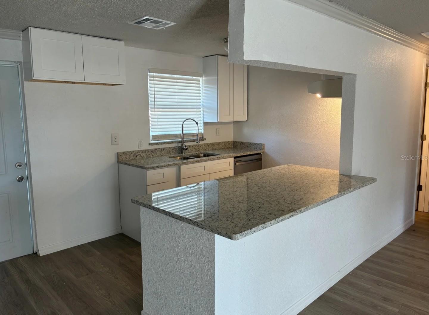 Image 3 of 13 For 2620 33rd Avenue