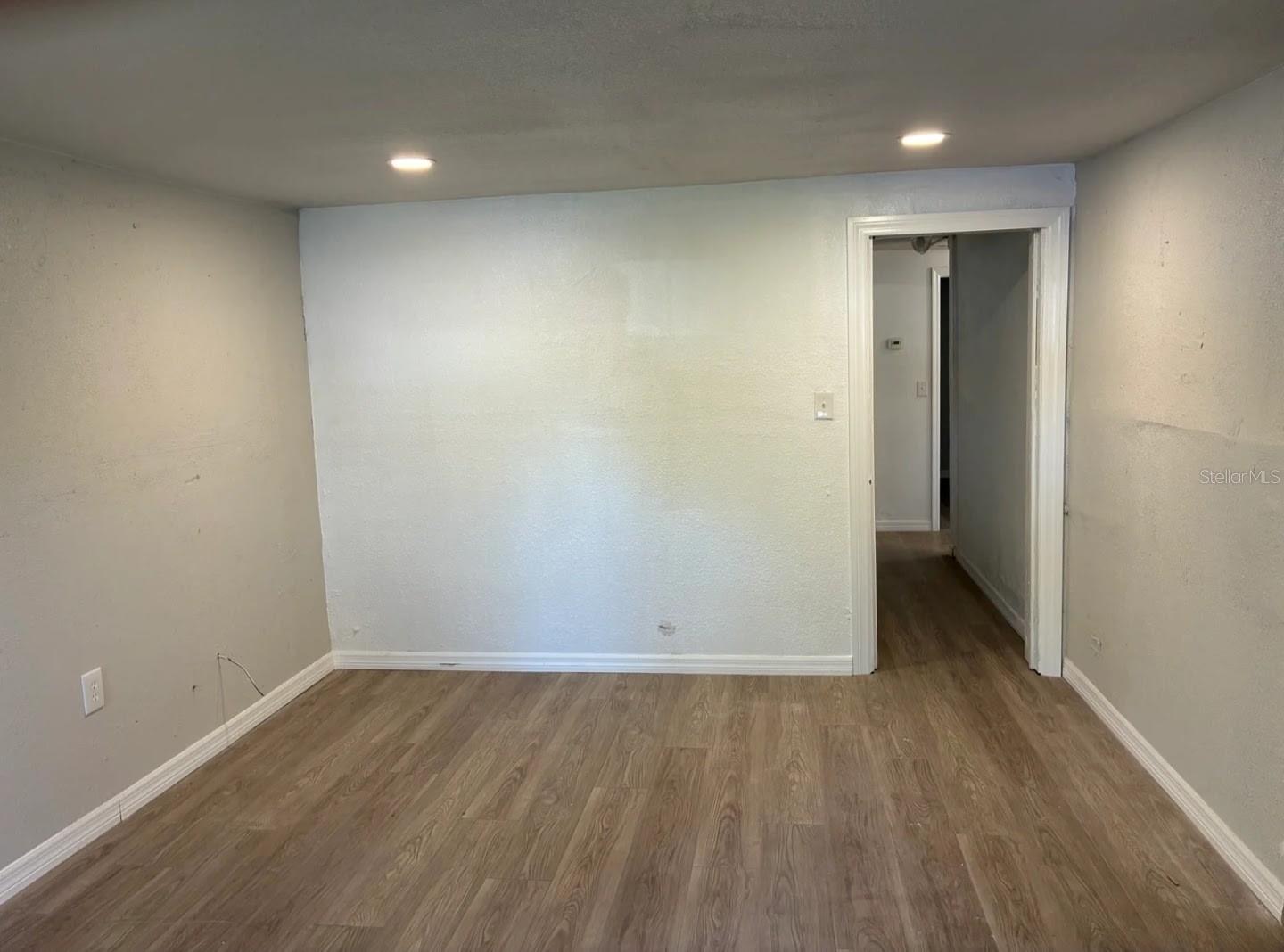 Image 4 of 13 For 2620 33rd Avenue