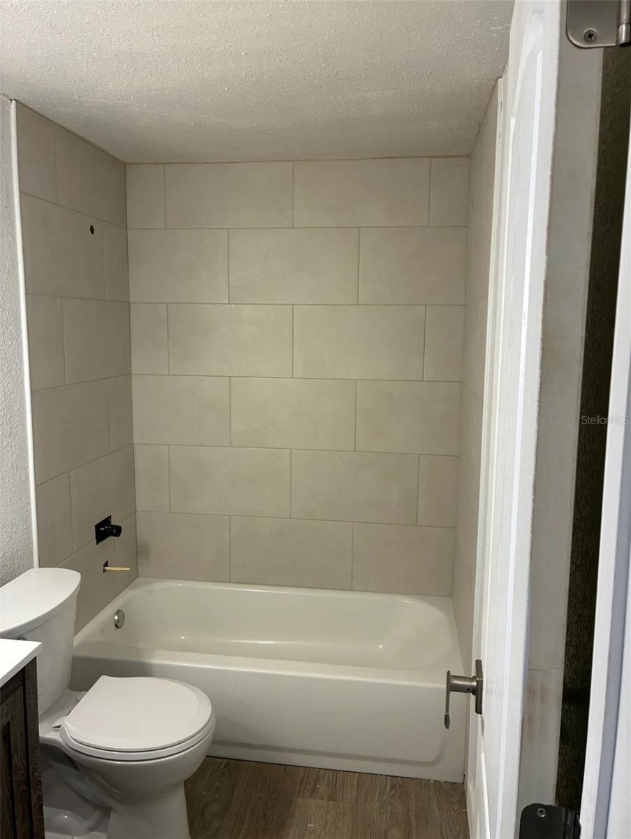 Image 7 of 13 For 2620 33rd Avenue