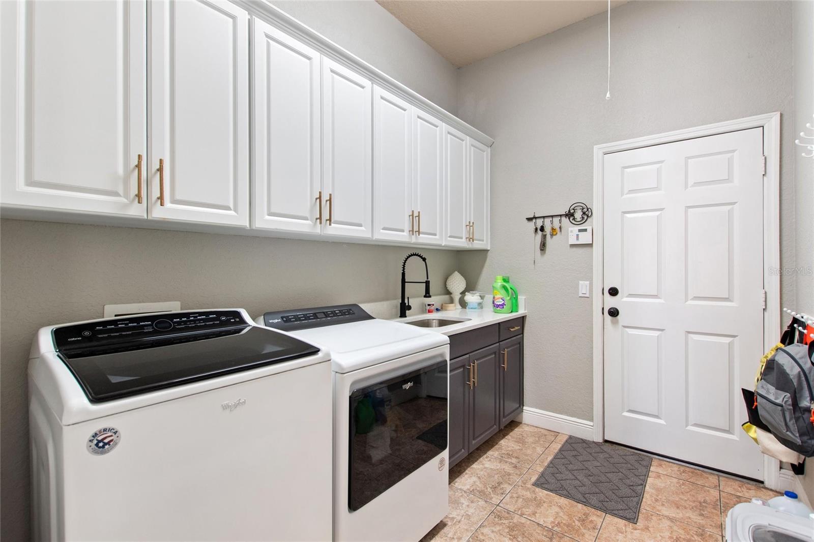 Image 23 of 32 For 2687 Brookside Bluff