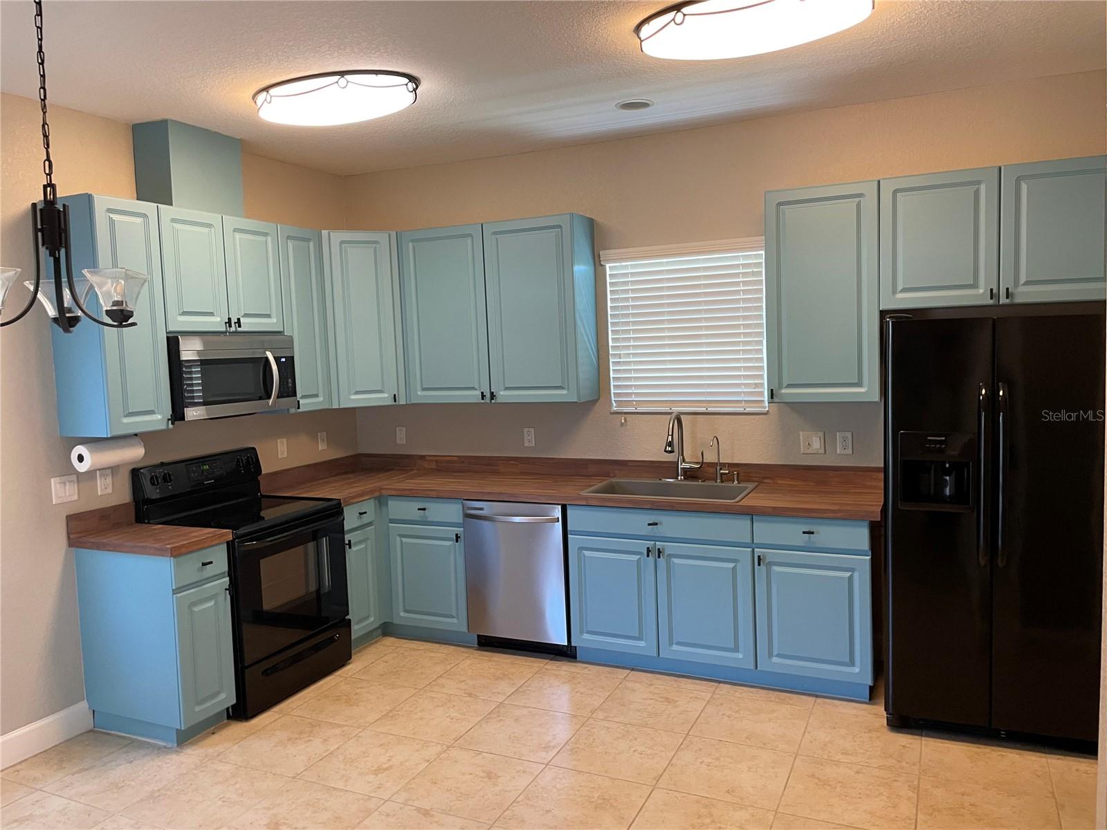 Image 3 of 24 For 165 Alexander Woods Drive