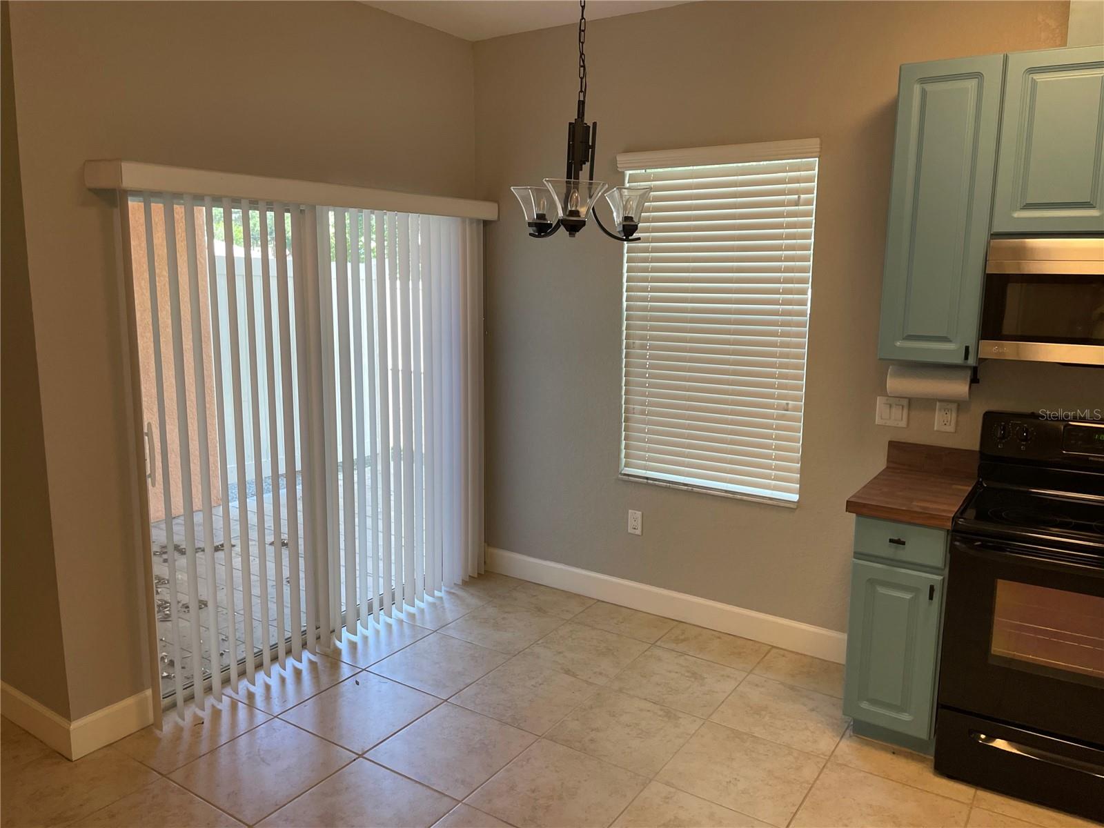 Image 6 of 24 For 165 Alexander Woods Drive