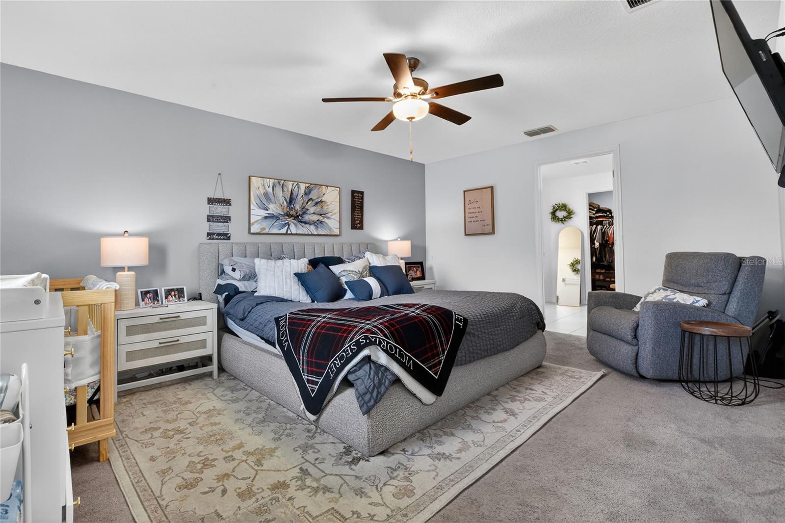 Image 19 of 49 For 3603 Natural Trace Street