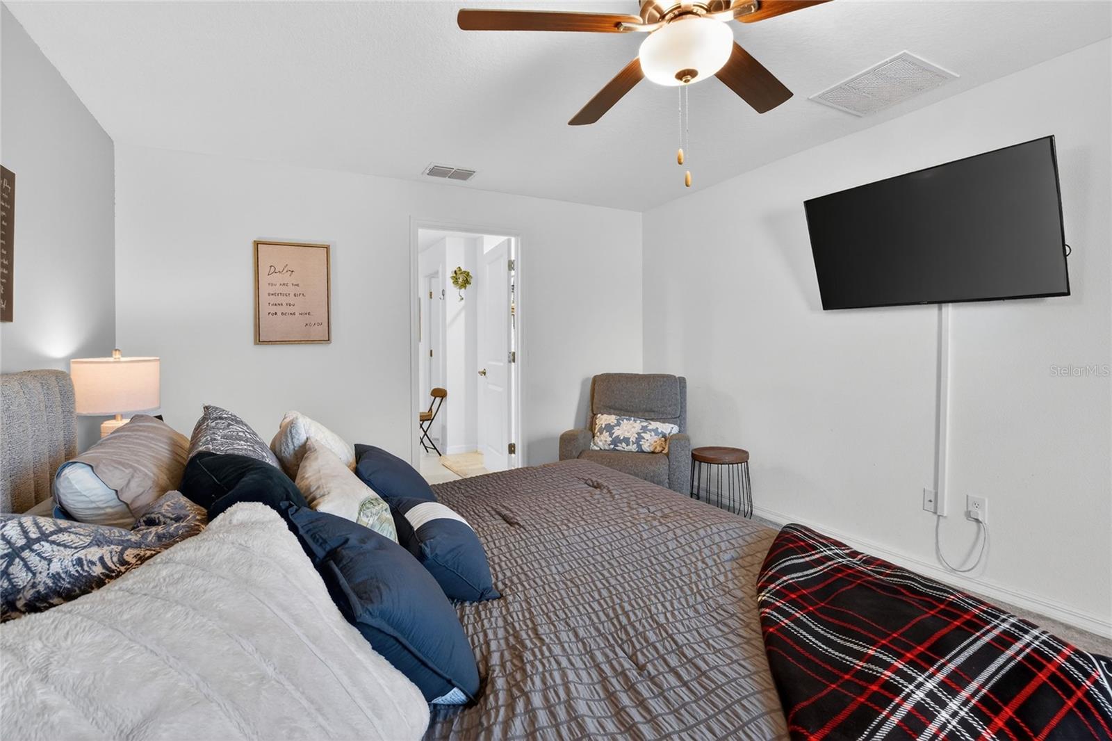 Image 21 of 49 For 3603 Natural Trace Street