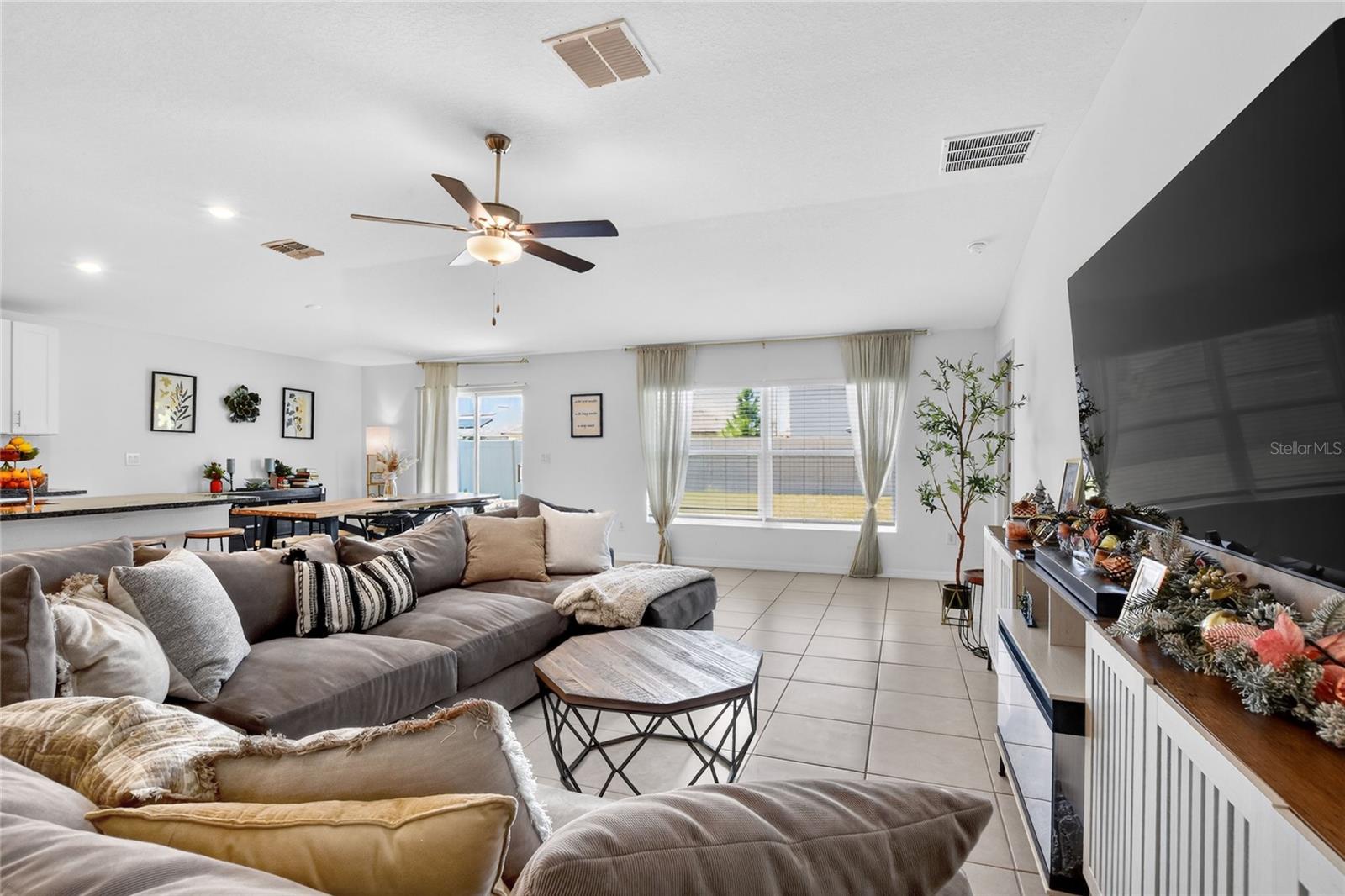 Image 8 of 49 For 3603 Natural Trace Street