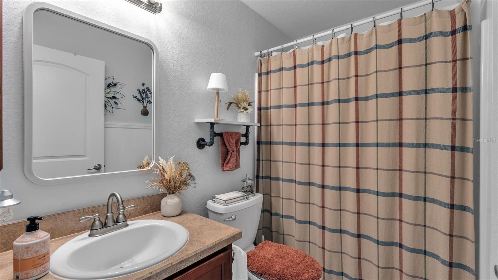 Image 28 of 41 For 353 Mandolin Lane