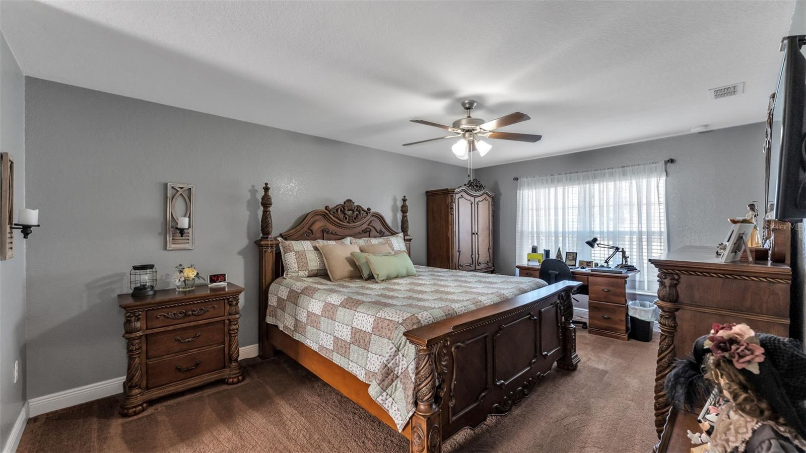 Image 31 of 41 For 353 Mandolin Lane