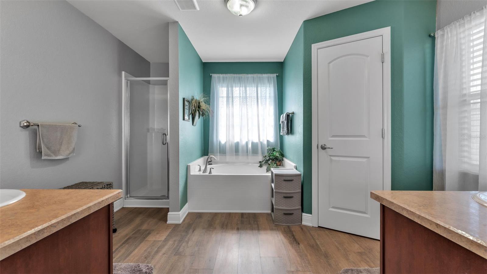 Image 34 of 41 For 353 Mandolin Lane