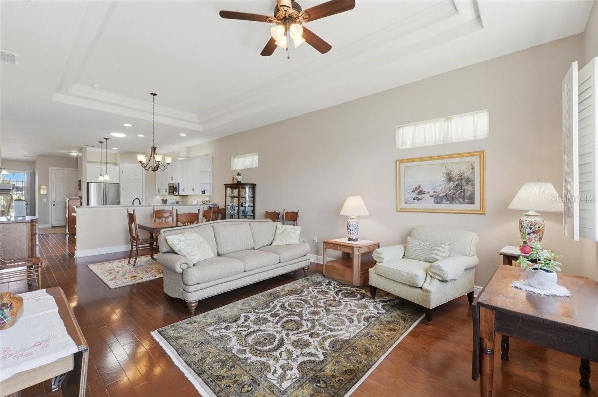 Image 13 of 48 For 572 Meandering Way