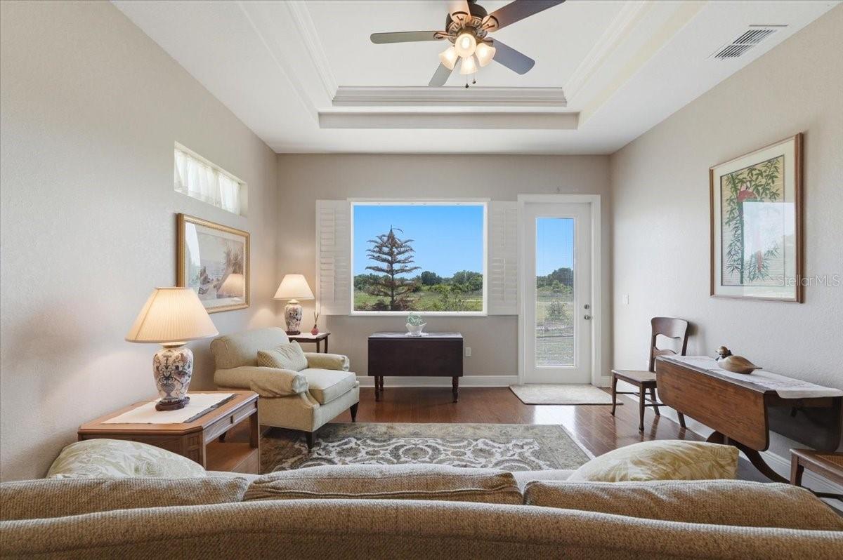 Image 15 of 48 For 572 Meandering Way