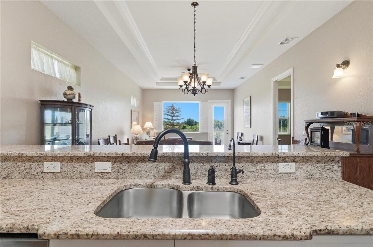 Image 19 of 48 For 572 Meandering Way