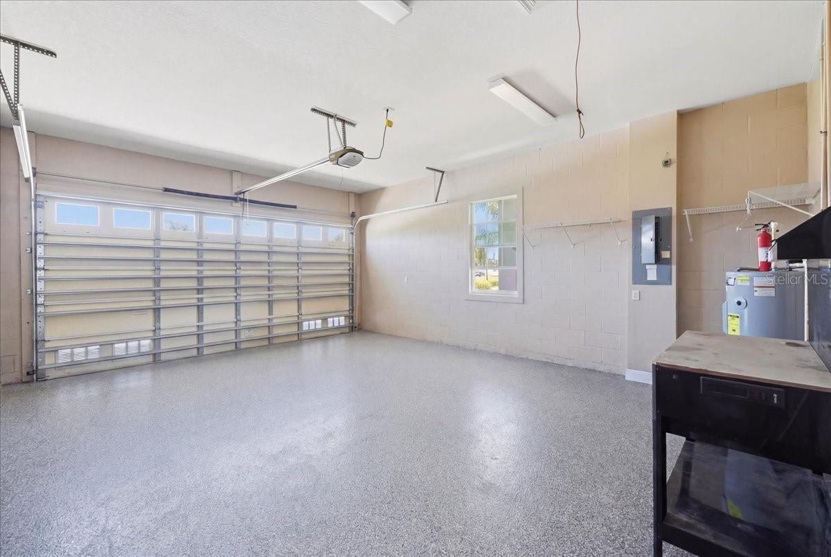 Image 41 of 48 For 572 Meandering Way