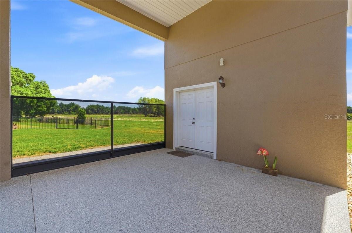 Image 45 of 48 For 572 Meandering Way