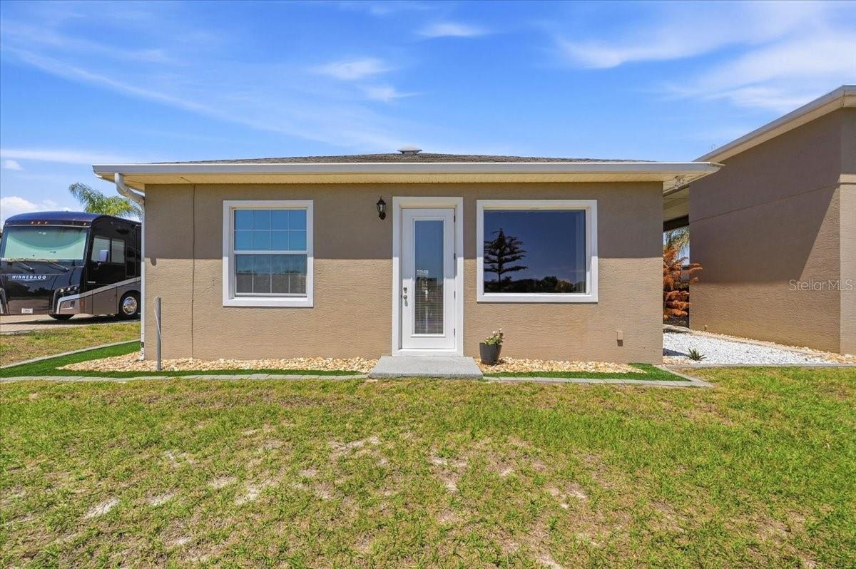 Image 5 of 48 For 572 Meandering Way