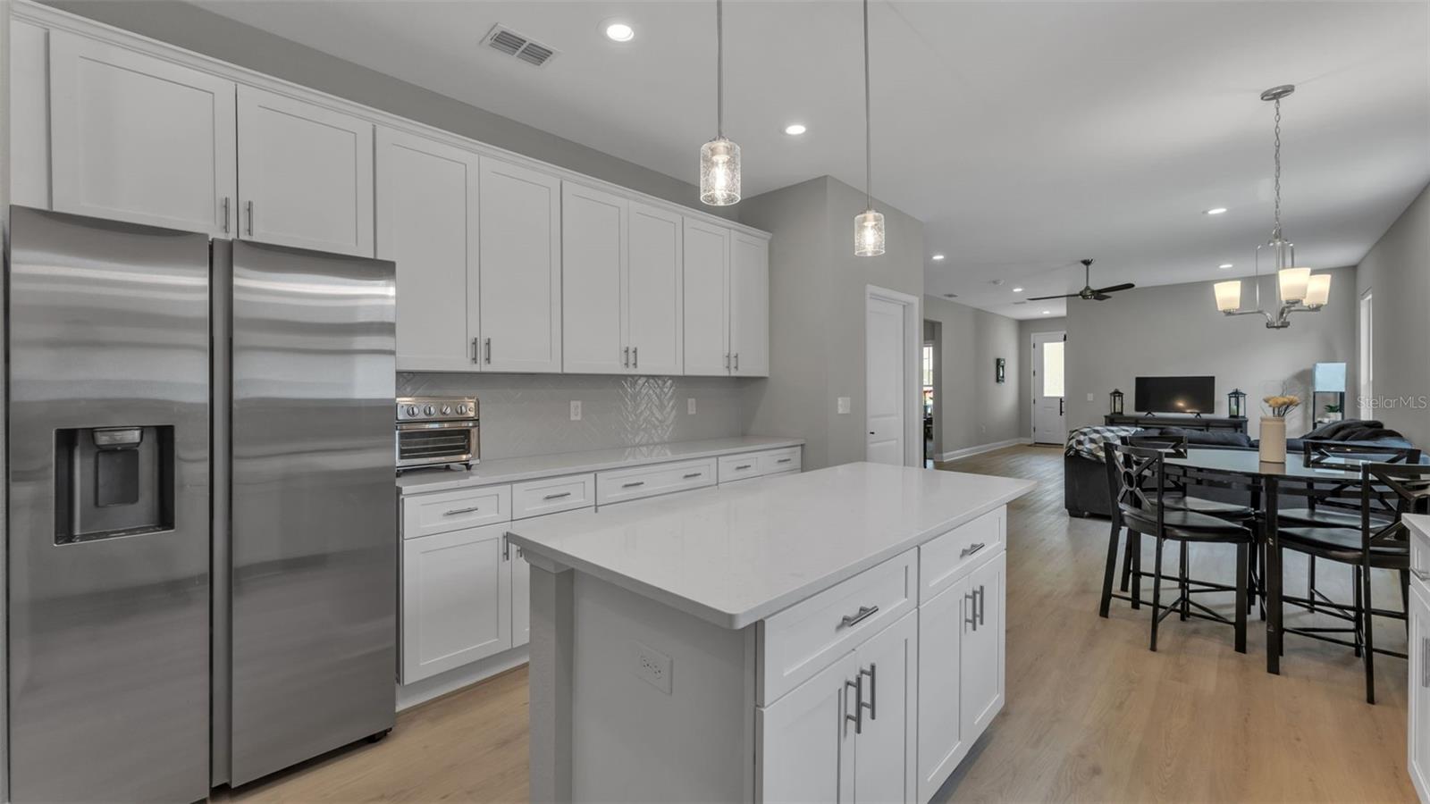 Image 15 of 48 For 1221 King Avenue