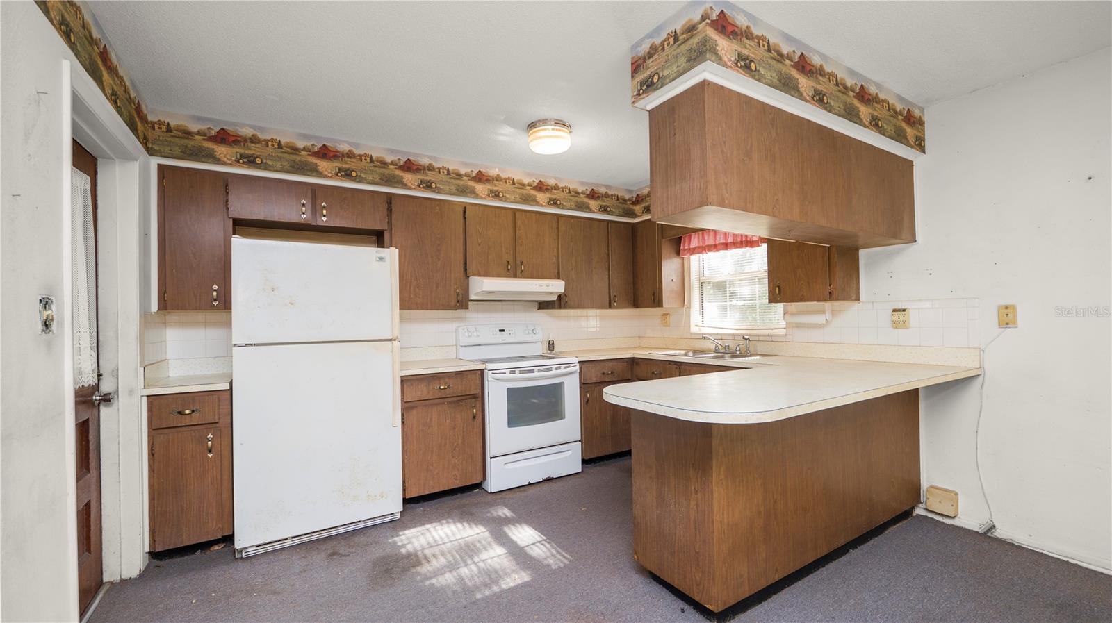 Image 10 of 34 For 2005 Pipkin Road