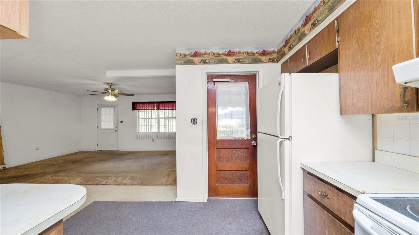 Image 12 of 34 For 2005 Pipkin Road