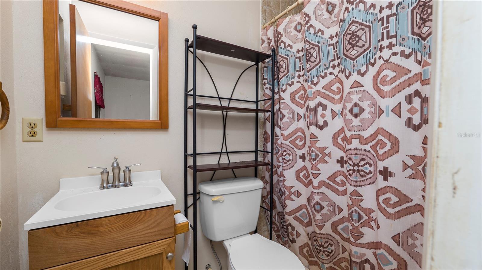 Image 15 of 34 For 2005 Pipkin Road