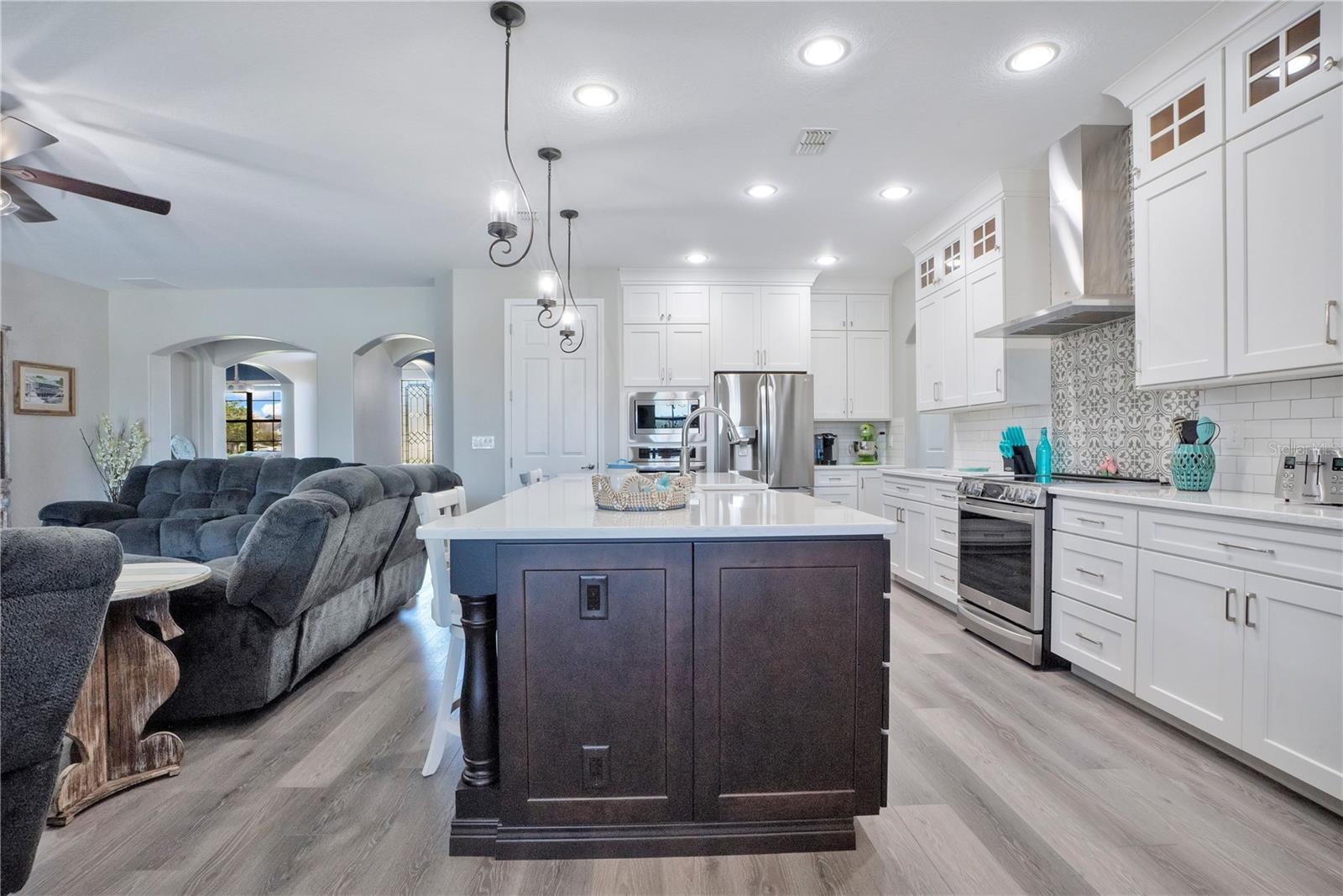 Image 10 of 54 For 1342 Heritage Landings Drive