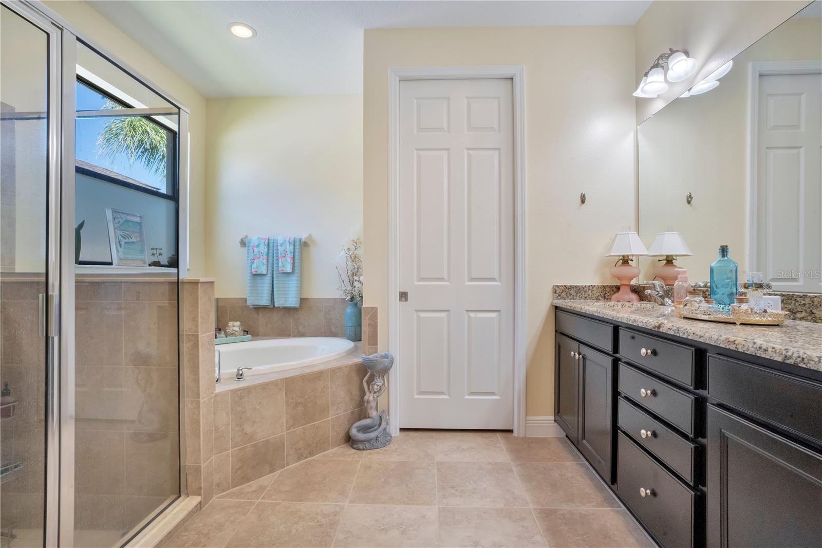 Image 21 of 54 For 1342 Heritage Landings Drive