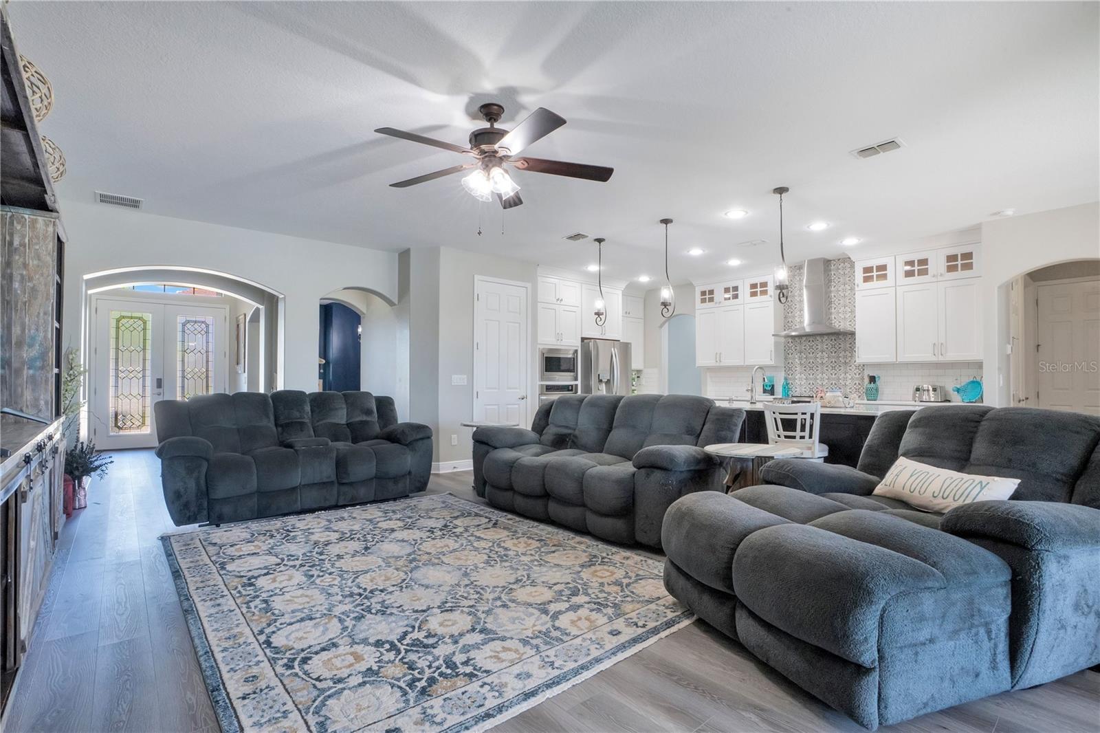 Image 8 of 54 For 1342 Heritage Landings Drive