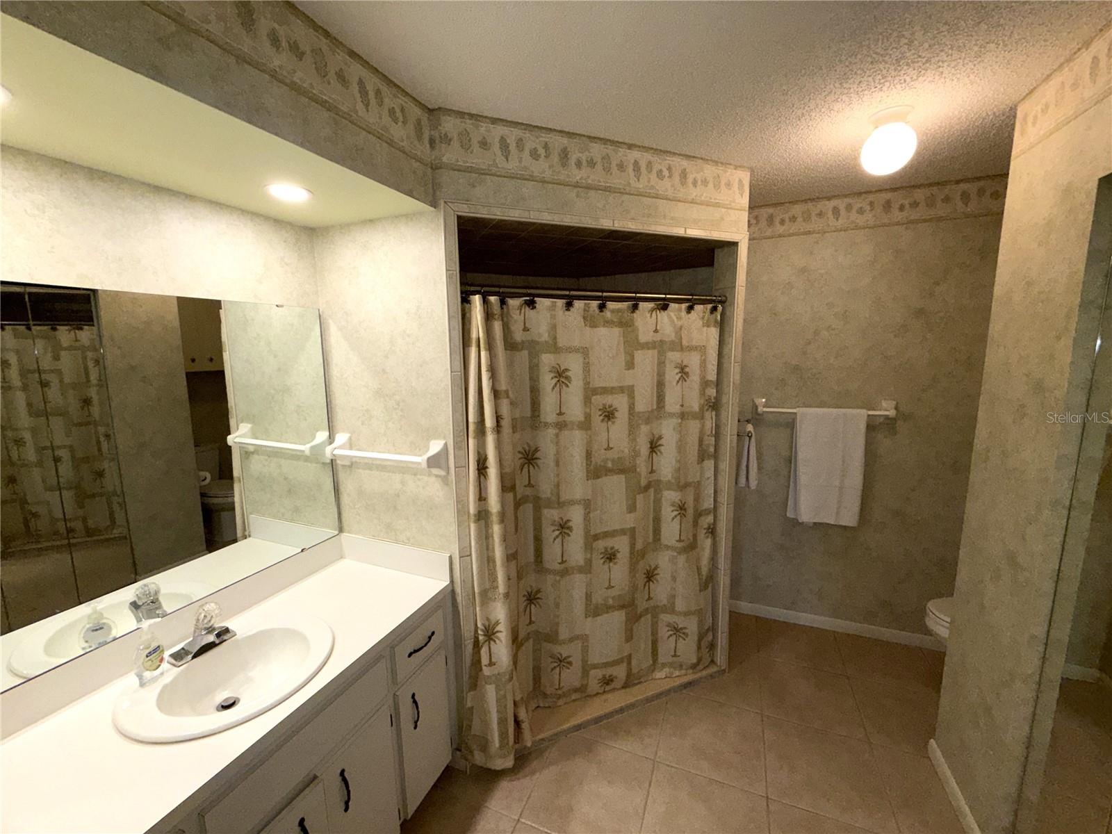 Image 27 of 48 For 3971 Cypress Landing W