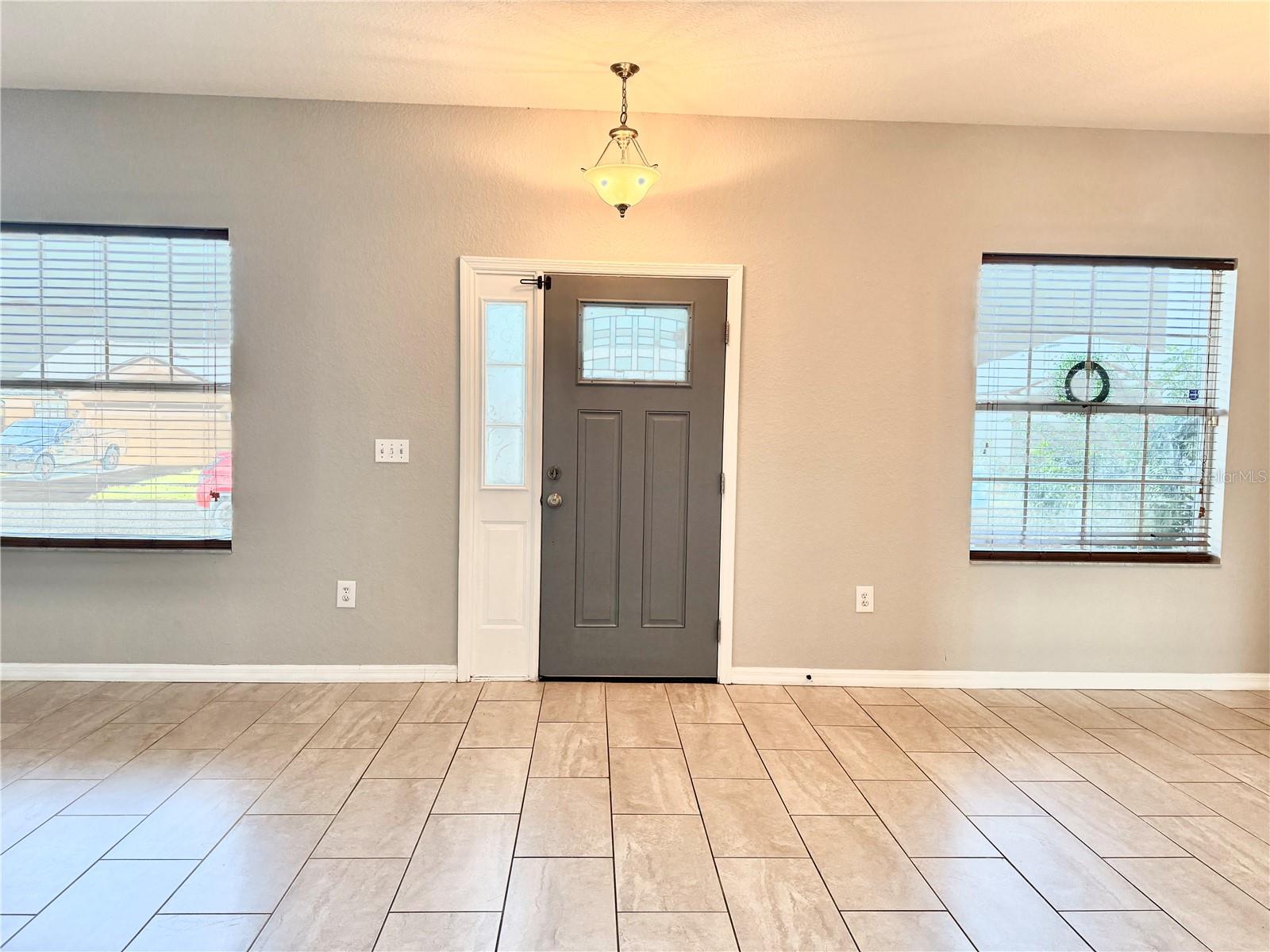 Image 12 of 48 For 1192 Normandy Heights Circle