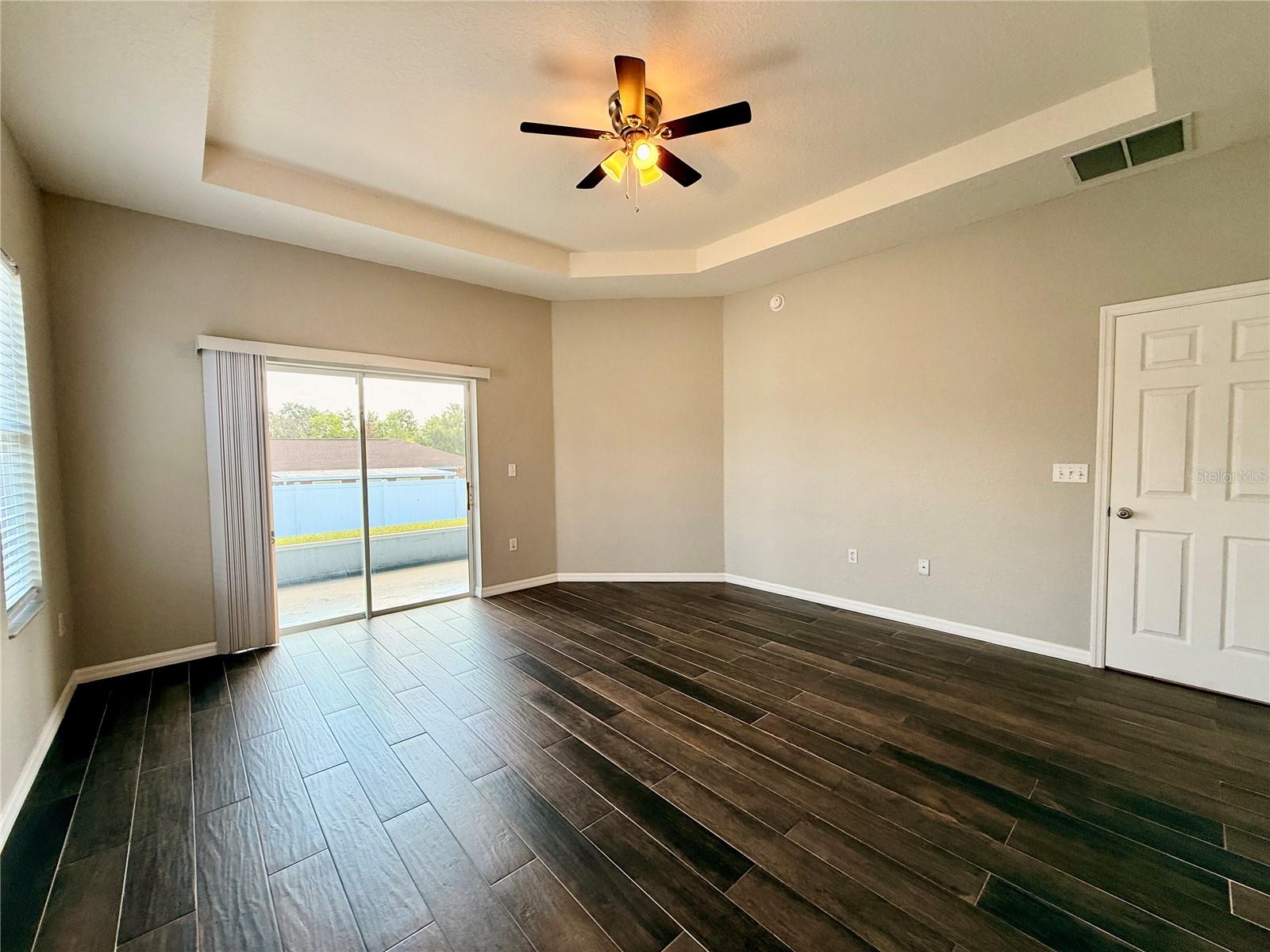 Image 18 of 48 For 1192 Normandy Heights Circle