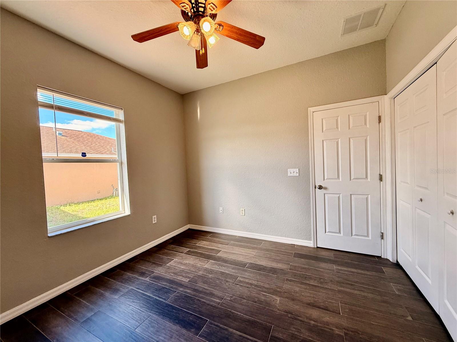 Image 25 of 48 For 1192 Normandy Heights Circle