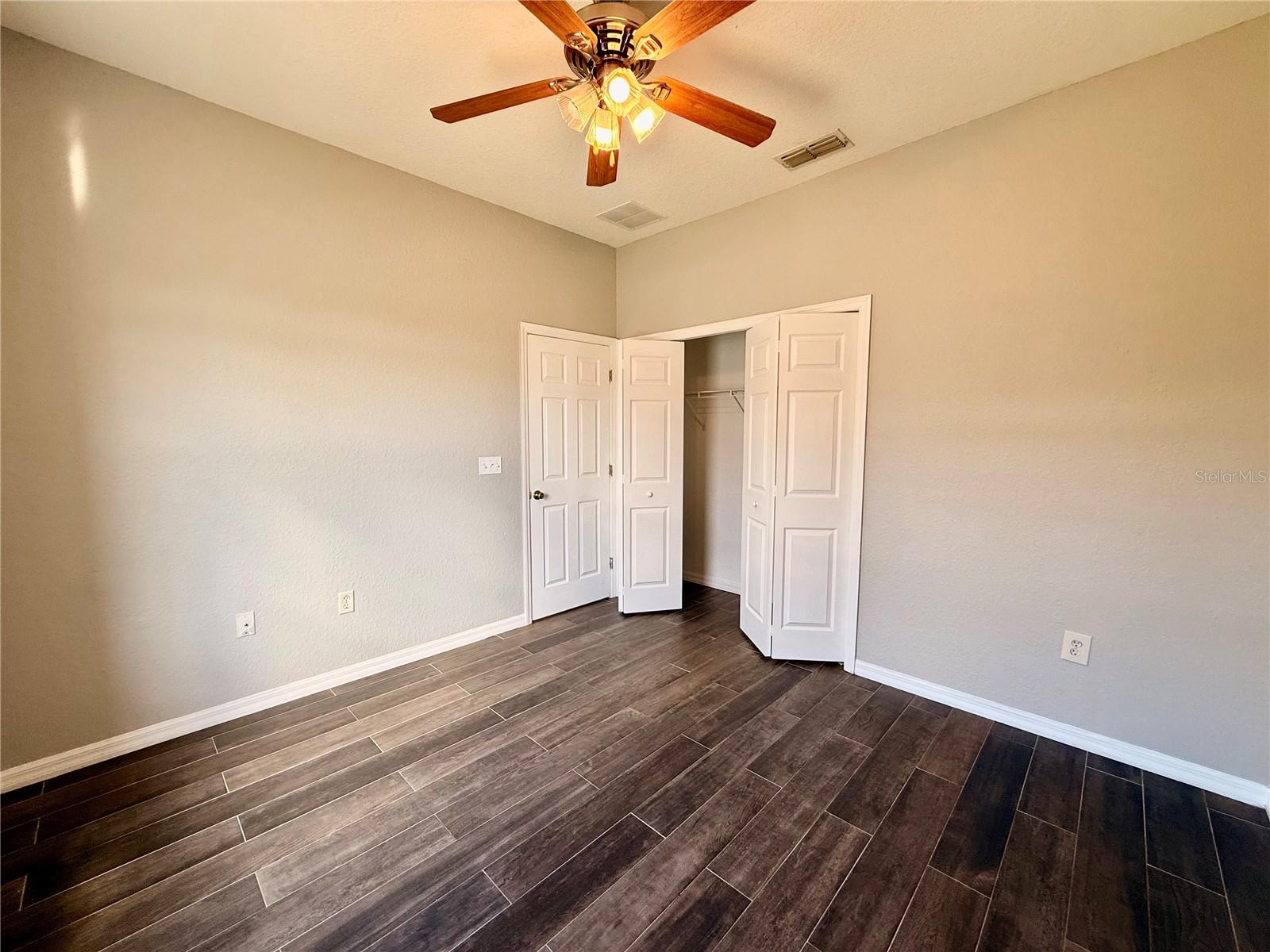 Image 26 of 48 For 1192 Normandy Heights Circle