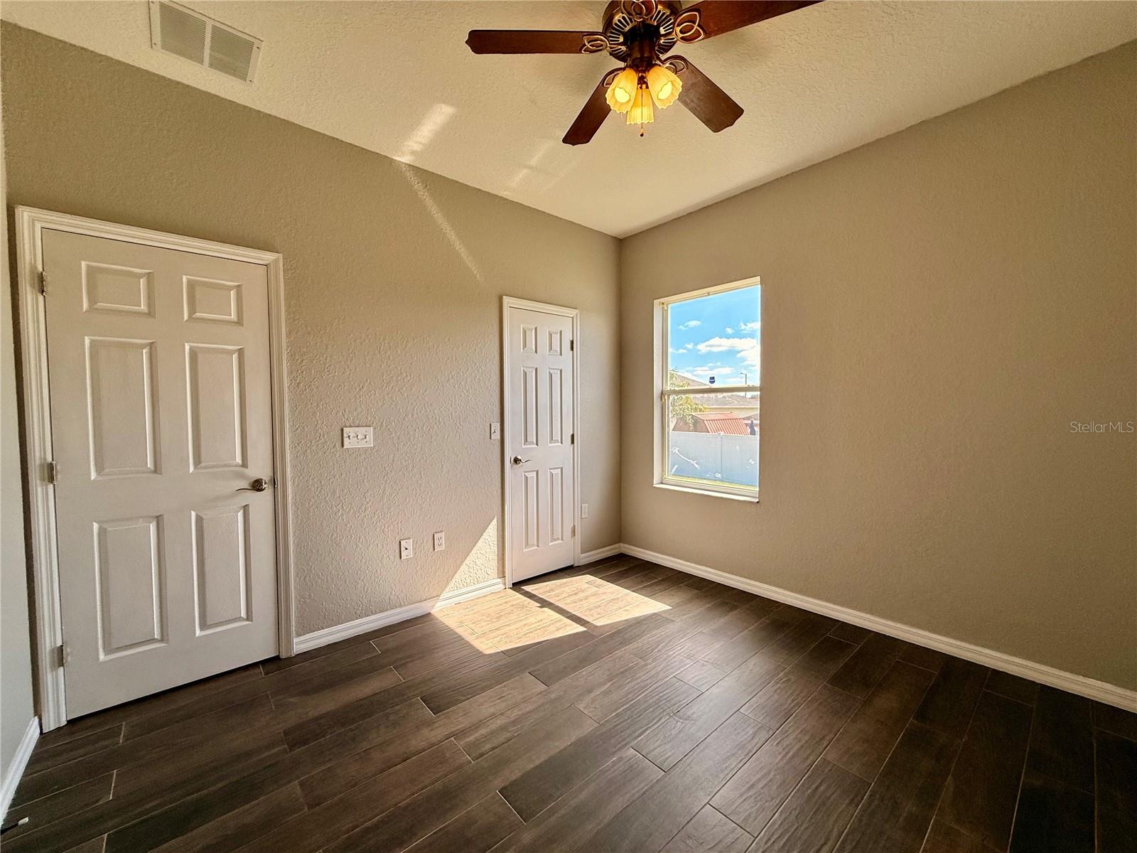 Image 31 of 48 For 1192 Normandy Heights Circle